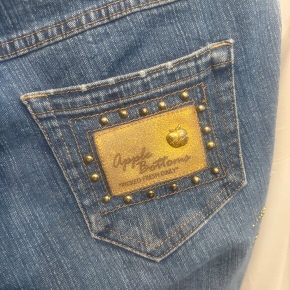 Apple Bottoms Studded Embellished Bootcut Jeans – Size 34X32 JR - Picture 6 of 6